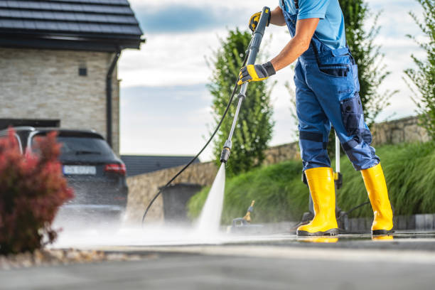 Why Choose Our Certified Pressure Washing Experts for Your Project Needs in Manning, SC?